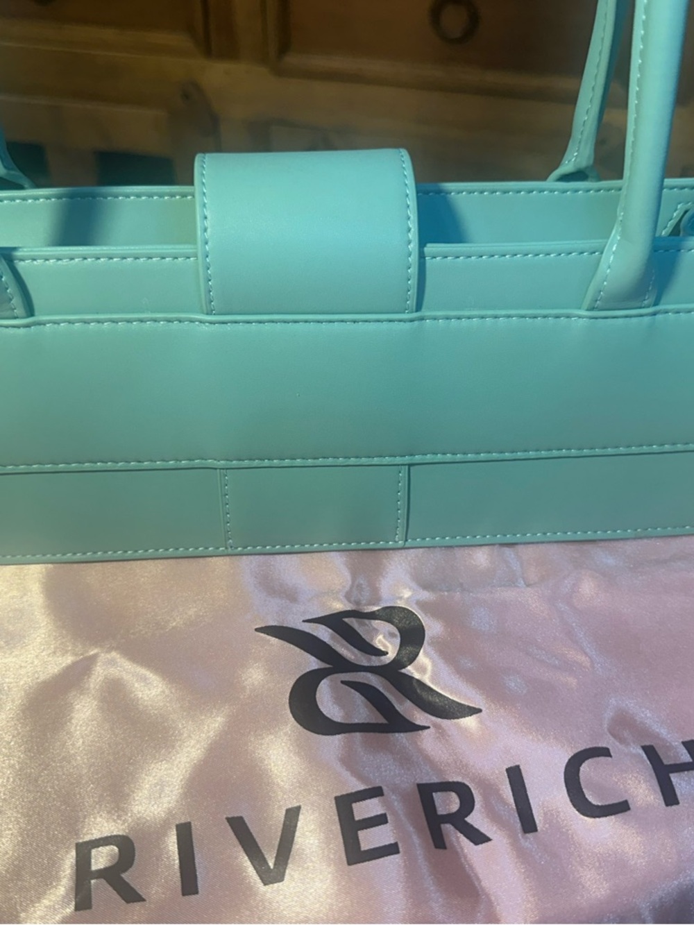 3. NEW Mint Green Leather Tote Bag - Picture 5 of 10